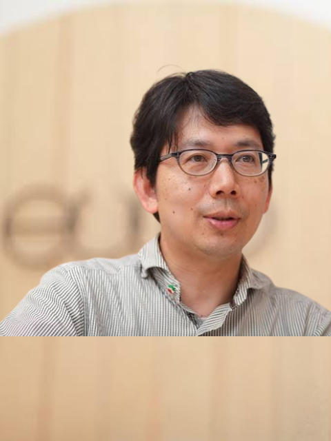 新井 和宏 氏